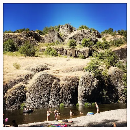 Pause Bien-etre & Nature Dans La Du Moine Saint-Arcons-d'Allier